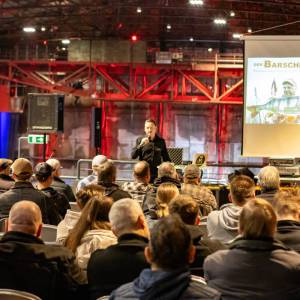 Hier können Sie Ihr Vermögen aufbauen mit Omegadrei-Aktien! Seien Sie ein Adler!  (Scherz!)