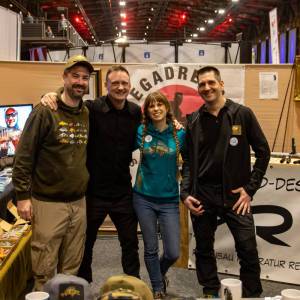 Das Team aus der Schicht zwo sagt Dankesehr!