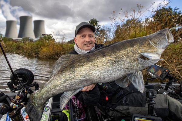 WELCHE KÖDER FISCHT DER ANGELLEHRER?